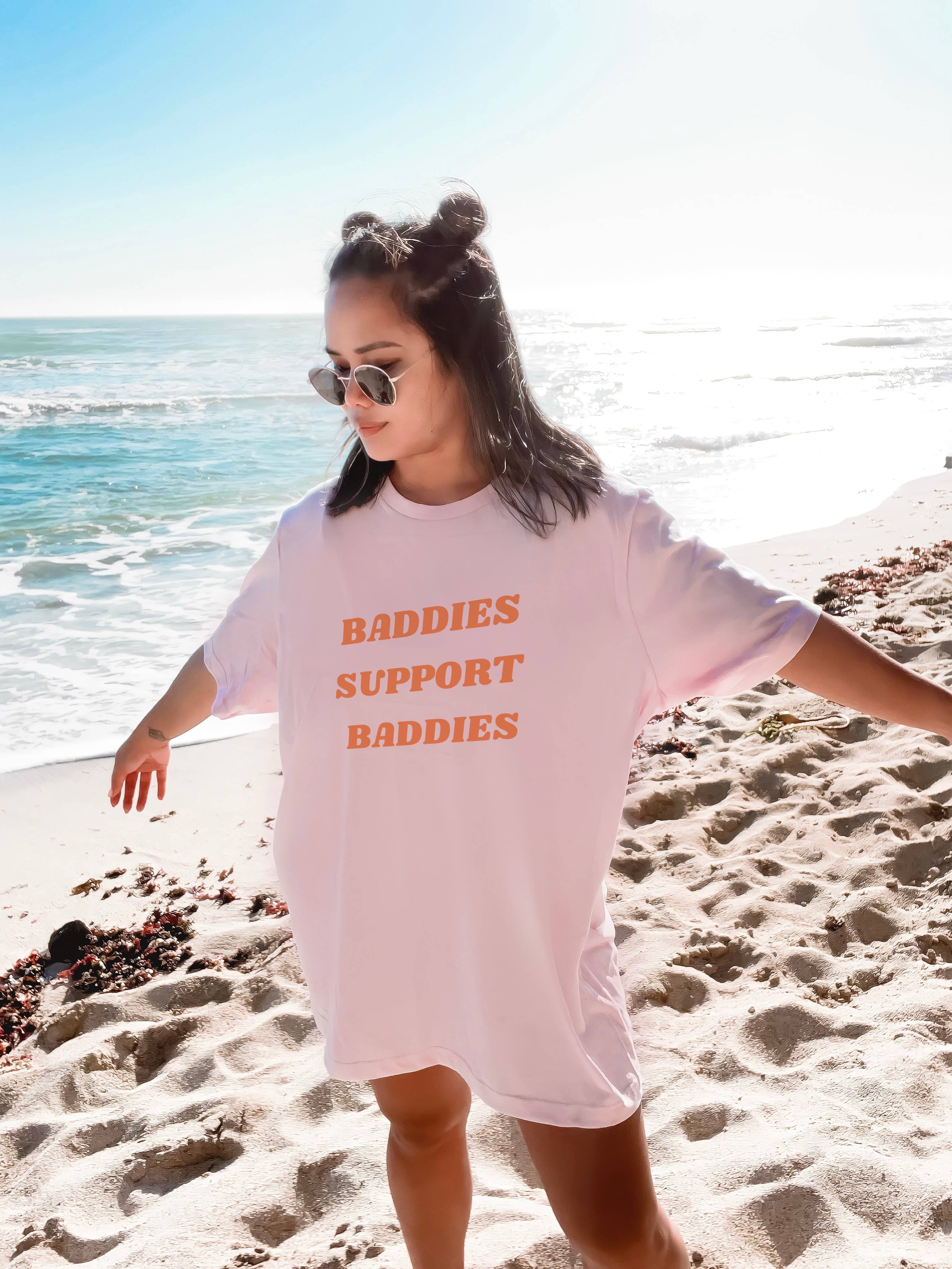 BADDIES SUPPORT BADDIES GRAPHIC TEE