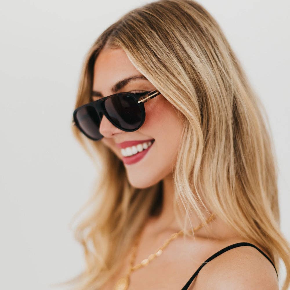 Retro Oval Flat Aviator Sunglasses