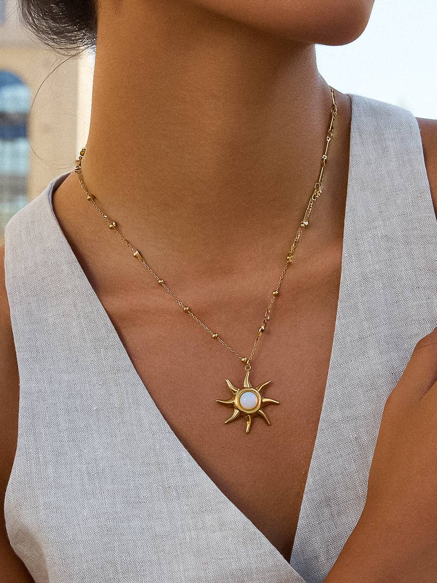 Astoria 18K Gold Non-Tarnish Sun Pendant Chain Necklace